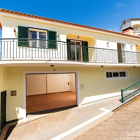 Sea And Mountain House Apartament Ponta do Sol (Madeira)