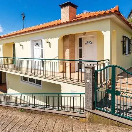 Sea And Mountain House